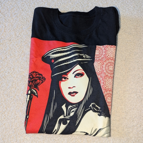 Volcom Exclusive Graphic T-shirt - Picture 2 of 3